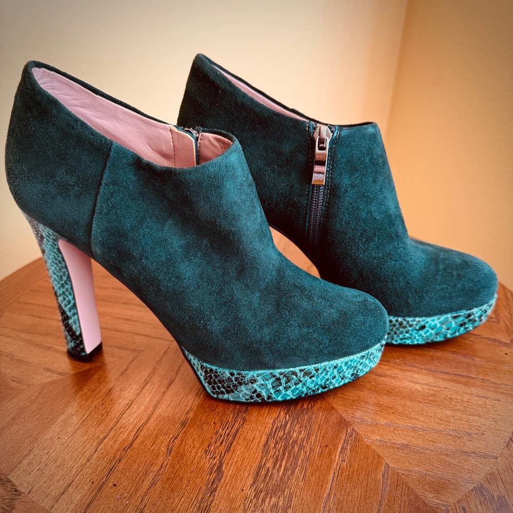 Sesto Meucci Green Suede and Snakeskin Pattern Platform Booties Size 8.5